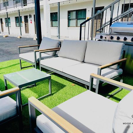 Appartamento The Moose #8 - Modern Luxe Loft With King Bed & Free Parking & Wifi Memphis Esterno foto
